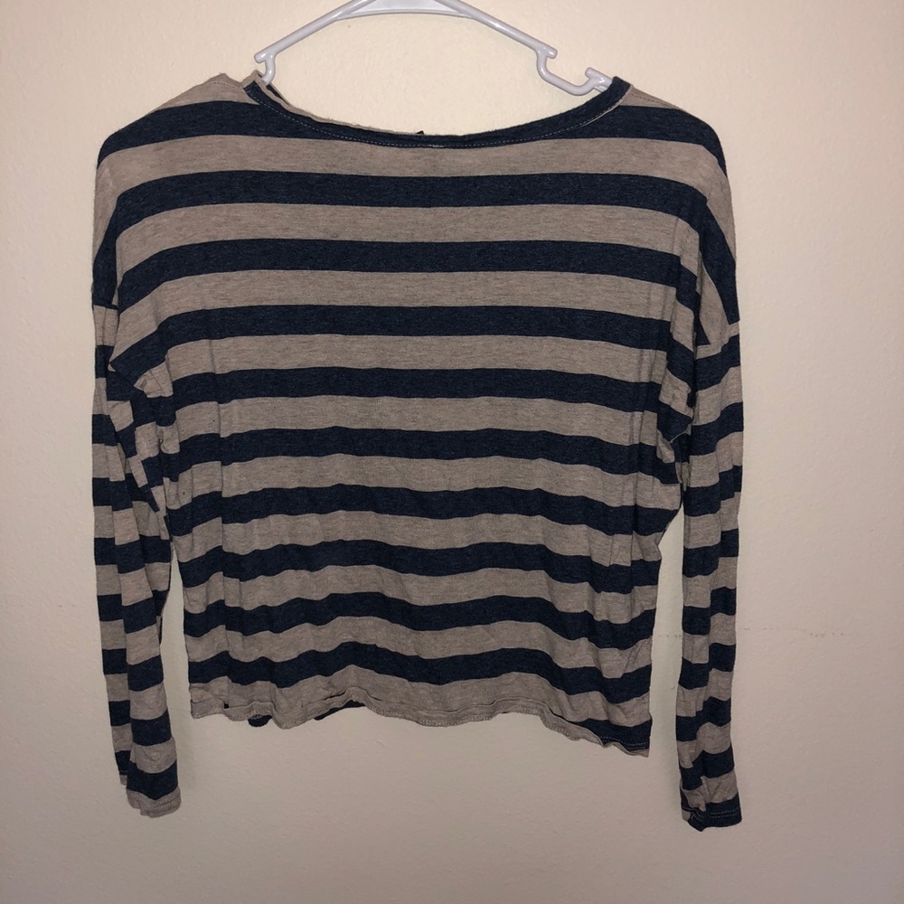 Striped Top - Picture 5 of 5